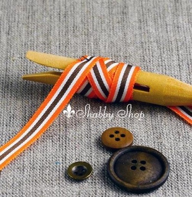 Стрічка American Crafts у помаранчеву, білу і коричневу смужки, ширина 9,5мм, 90 см