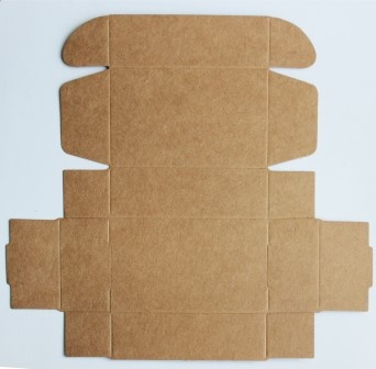 Коробка пакувальна, картон щільність 380 мг, 9, 4x5,7x3 см чорна, 1 шт.