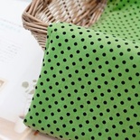 Цветной хлопок темно-зеленый в черный горошек, размер:45х55см