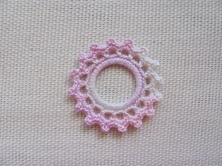 Затишний декор від LESHCHENKO - в’язаний набір для декорування "Baby Girl", MELANGE, 16 ел.