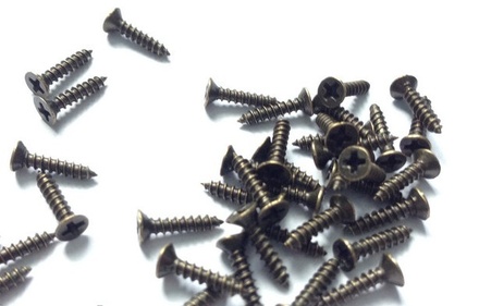 Шуруп для кріплення фурнітури, стара латунь, 3х12 мм, 1 шт