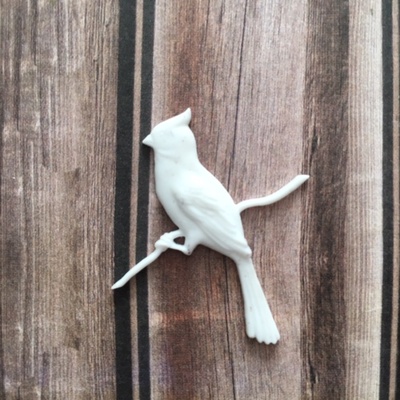 Пластикова прикраса від E.В.A - Пташка на гілці, 3.5см