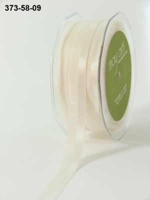 Репсово-сатинова стрічка від May Arts- Подвійна смужка - слонова кістка, ширина — 16 мм, довжина 90 см