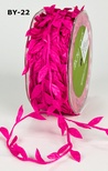 Лента LEAVES, цвет FUCHSIA, 90см  (дина листика 12 мм)