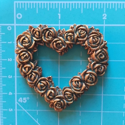 Гіпсове серце з квіточок під античне золото від E.В.A., 5,7x5см 1 шт.