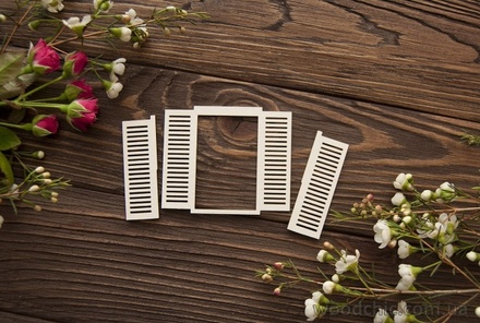 Чипборд від WOODchic - "Вікно зі ставнями + віконниці 2", 8x6.7 см