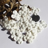 Гортензия, цвет: белый, 2,5 см,  20 шт.