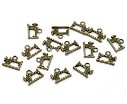 Металлическое украшение "Швейная машинка", античная бронза, размер 19х15 мм, 1 шт.