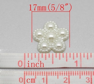 Квіточка, імітація перлинок, 17мм, колір молочний, 10 шт.