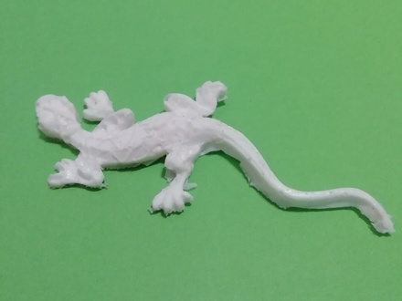Гнучка пластикова фігурка - Саламандра, 6.5x2.7 см