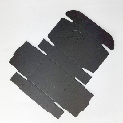 Коробка пакувальна з віконцем, чорний картон, 6,3*5*2,2см, 1 шт.