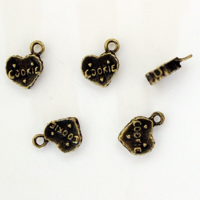 Металева прикраса "Тістечка-сердечки", 11x10 мм, 1 шт.