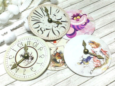Высечки из чипборда от ТМ ЕK - Часики, коллекция Алиса, 5 шт., 002206