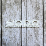 Потяг, пластикова прикраса від E.В.A., колір білий, 6,8x1,5см