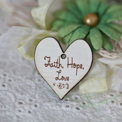 Сердечко деревʼяне: Faith,Hope,Love, 3x3,3см