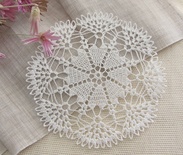 Затишний декор від LESHCHENKO - Вʼязана ажурна серветка №43, 12см, 1шт.