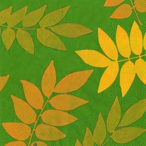 Серветка для декупажу "Осіннє листя", колір фону: зелений, розмір: 33x33 см