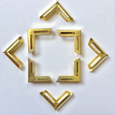 Набор металлических уголков, цвет золото, 20х20х5мм, 4 шт.