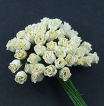 Набір троянд з напіввідкритим бутоном, колір - кремовий, 5шт.