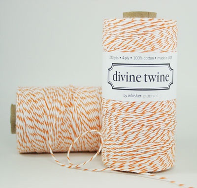 Бавовняний шнур від Divine Twine - Orange, 1 мм, колір помаранчевий/білий, 1м