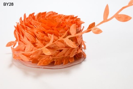 Стрічка Leaves, колір Orange, 90cм (довжина листочка 12 мм)