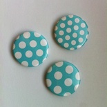 Скрап-значки (фишки). Голубые горошки №2, белый на голубом, 3шт., f33