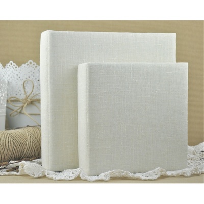 Альбом від Світлани Ковтун в класичному переплетенні з тканинною обкладинкою, Льон молочний, 30x30 см, 4 розвороти, відстань 1 см