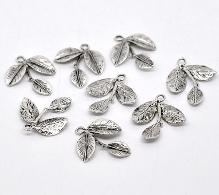 Металлическое украшение "Веточка с листиками", серебро, размер 32х25 мм, 1 шт.