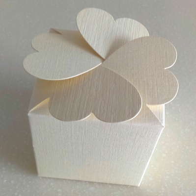 Подарова скринька - "клевер", кремова merida Cream, 58x58 мм, 1 шт.