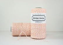 Бавовняний шнур від Divine Twine - Cotton Peach, 1 мм, колір персиковий/білий, 1м