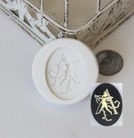 Силіконова форма (молд) - Камея з літерою "А", розмір: 29.9x40 мм