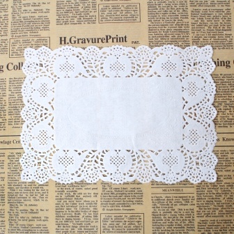 Паперова мереживна прямокутна серветочка з візеруноком "Квітка", 23x16 см, 10 шт.