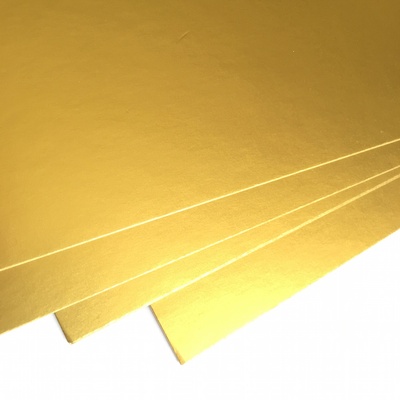Двухсторонний лист картона, размер: 20х30 см, цвет: золото, плотность 300 г, 1 шт.