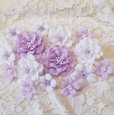 Набір квітів з тканини, бузково-білий, 2,5 см - 4,5см (15шт.)