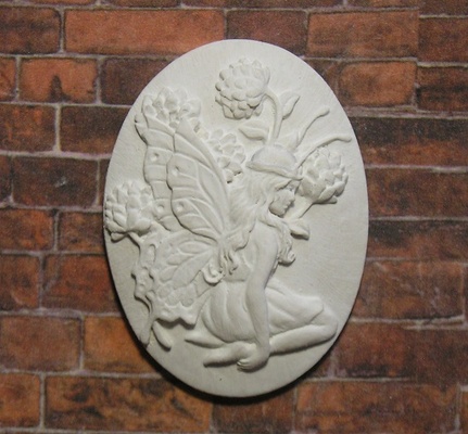 Гіпсова камея від E.В.А. - "Фея в квітах", 3.8x2.8 см