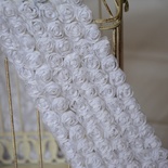 Лента из маленьких розочек, цвет белый, 6 рядов цветов, длина 30 см