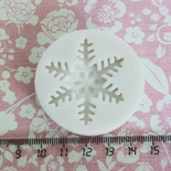 Силиконовая форма (молд) - Снежинка средняя, размер: 37 мм