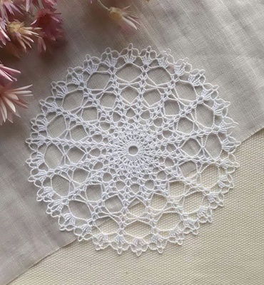 Затишний декор від LESHCHENKO - Вʼязана Серветка №56, 14,5см, 1шт.