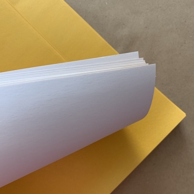 Дизайнерський односторонній папір з перламутровим ефектом, A4, 130 г/м²,1 шт.