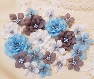 Набір квітів з тканини ручної роботи, сіро-блакитний, розмір 2см - 4,5см, 21 шт.