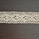 Мереживо бавовняне, в’язане, колір бежевий, ширина 5см, довжина 90 см