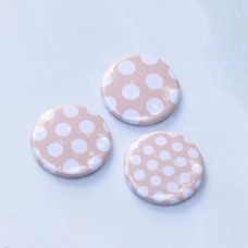 Скрап-значки (фішки). У горошок, білий на рожевому, 3шт.