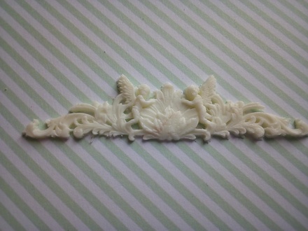 Гнучкі пластикові фігурки - Вензель з янголами 7х2см