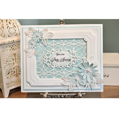 Ніж для вирубки Sue Wilson - Finishing Touches - Delicate Daisies - Complete Petals