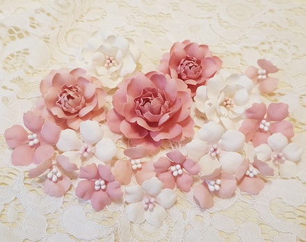 Набір квітів з тканини, рожево-молочний, 2,5 см - 5 см, (18 шт.)