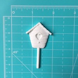 Шпаківня із білого пластику від E.В.A., висота 6 см, 1 шт.