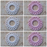 Вʼязаний мотив від Allmacraft - фішки ажурні у множині, білі і рожеві, 3.5см, 6 штук