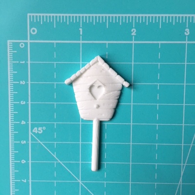 Шпаківня із білого пластику від E.В.A., висота 6 см, 1 шт.