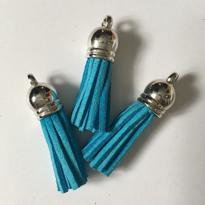Подвеска - Кисточка из замши с серебристым наконечником, 35х10 мм, цвет бирюзовый