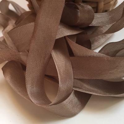 Лента Seam Binding Autumn Brown, ширина 14мм, длина 90см